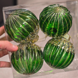 Bola decorada Verde com Ouro 10cm 4 unidades