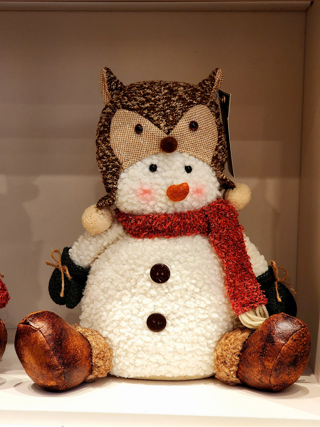 Boneco de neve com touca de raposa 30cm