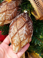 Pendente ornamento vidro soprado pino marrom 14cm