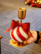 Castiçal em metal com laço vermelho e branco 16cm