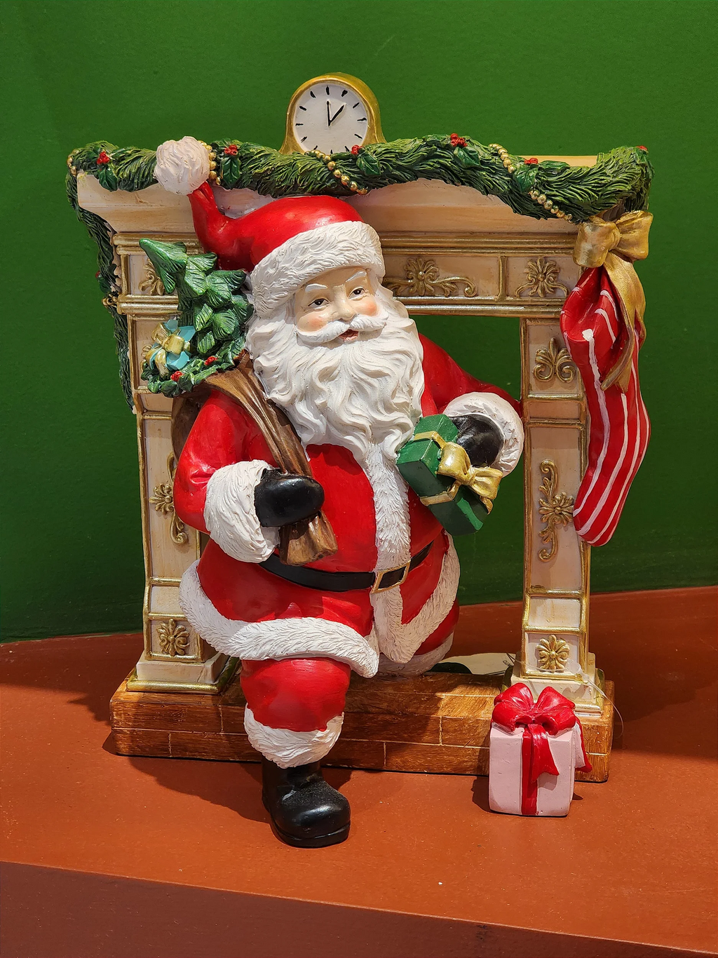 Papai Noel na lareira 22cm