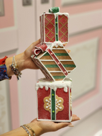 Torre de presentes em resina 36cm