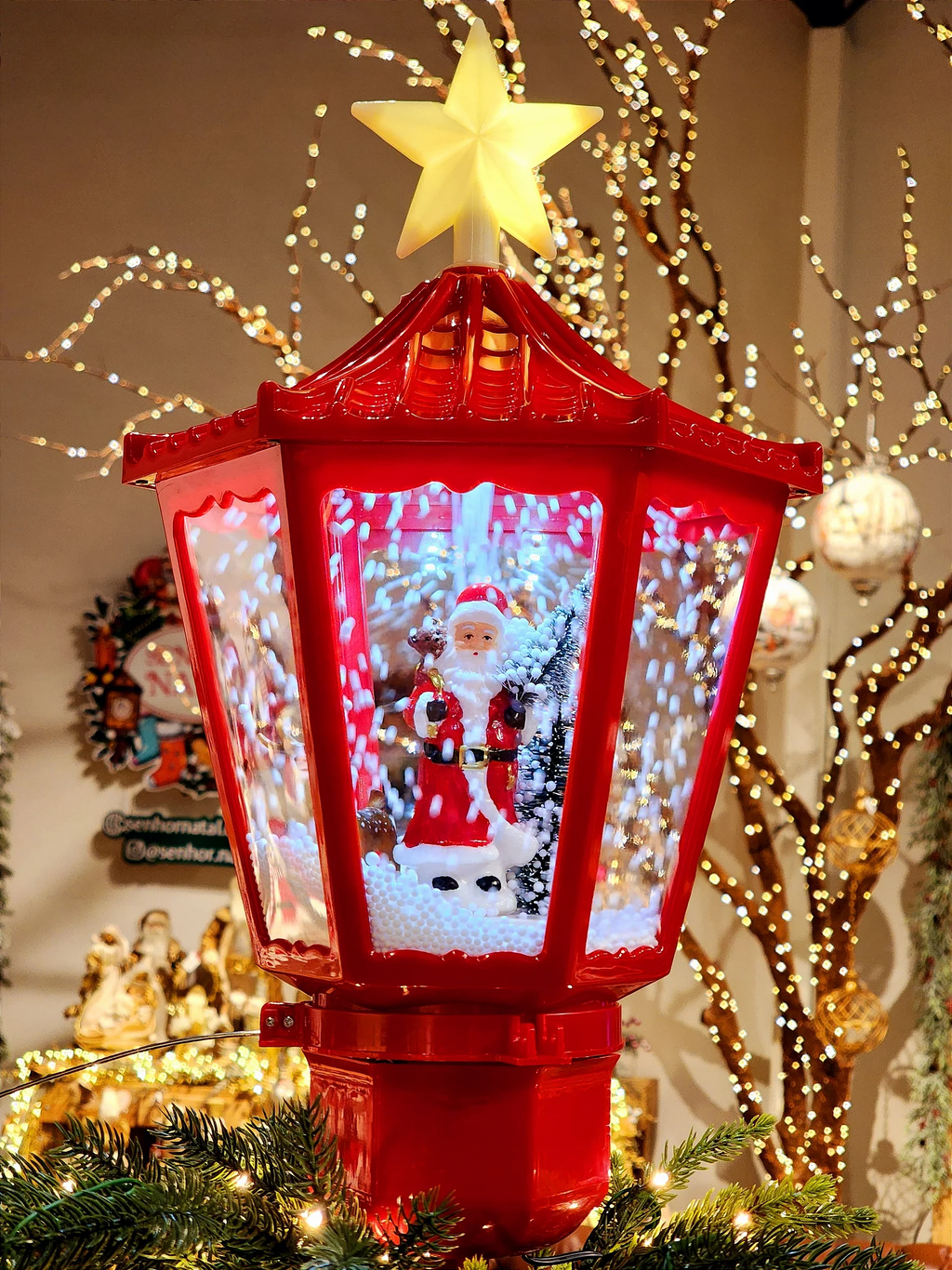 Ponteira para Árvore com globo de neve com movimentos do balão luz e som.