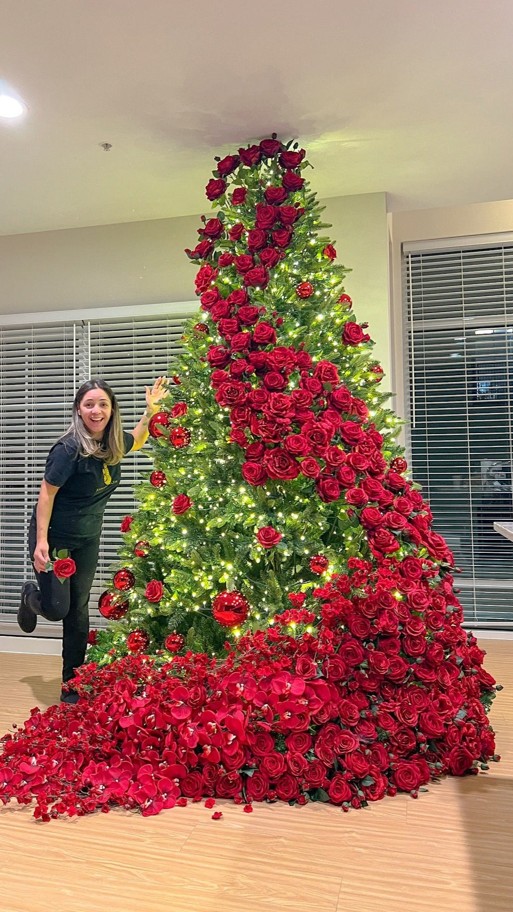 Árvore Encanto das Rosas Vermelhas 2,10m