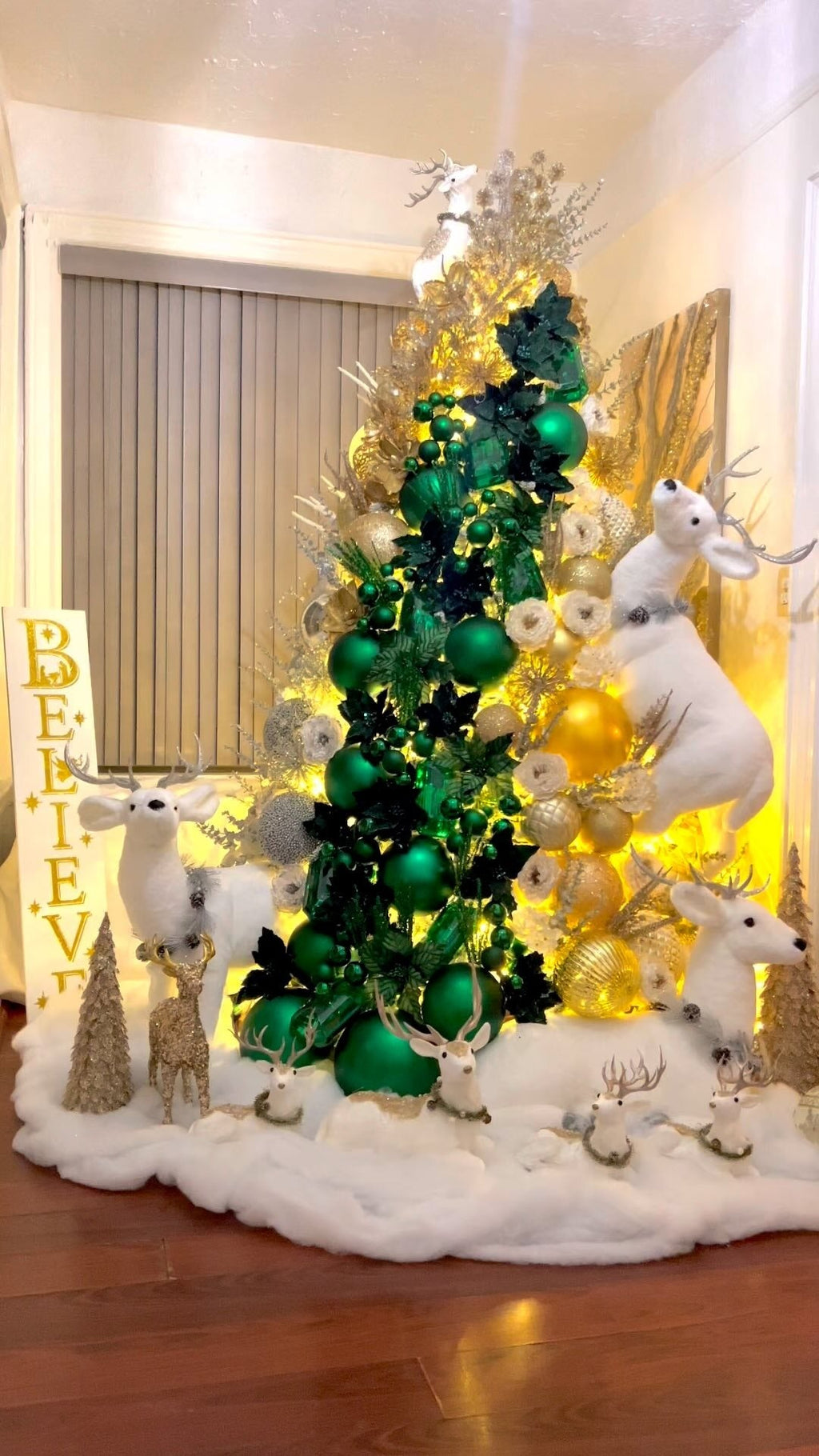 Árvore Believe Verde & Dourado Polar 2,00m